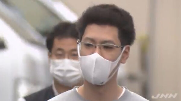 高橋和也容疑者の顔画像,自宅住所,飲食店どこ?女性盗撮し行為に及ぶ